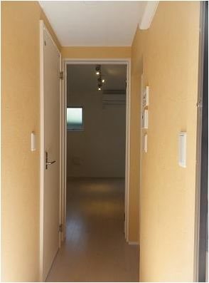 FAIR町屋  玄関