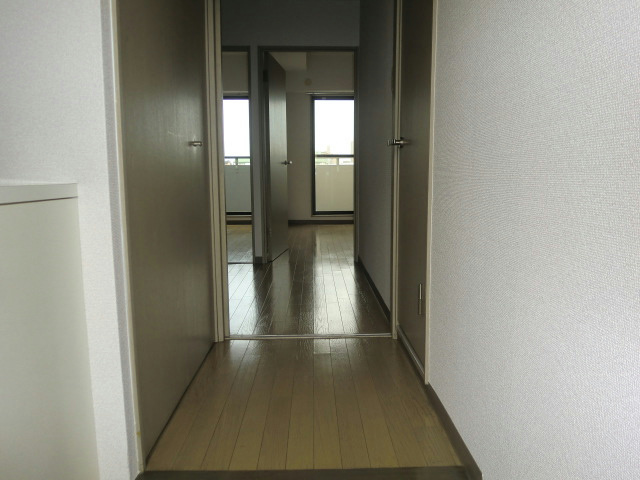 グリーンヒルズ王子本町 玄関