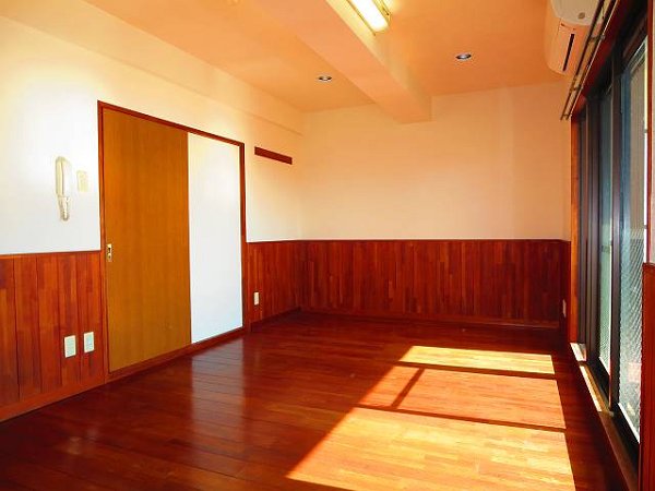 第三サカモトビル  リビング