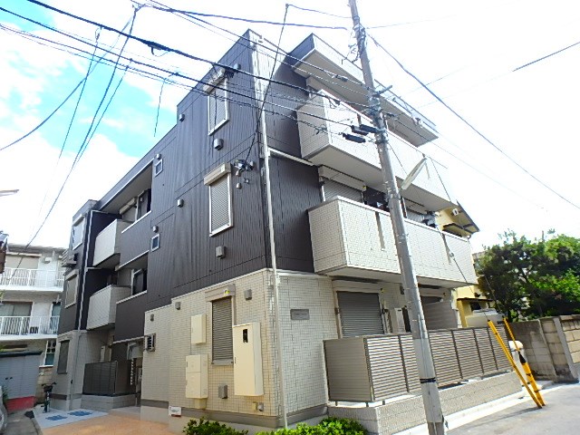 シダーテラス 外観