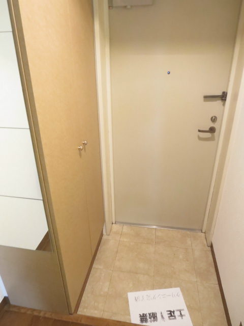 ライオンズプラザ亀戸第2  玄関