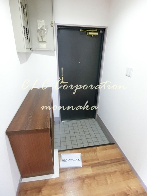 リバービュー茅場町 玄関