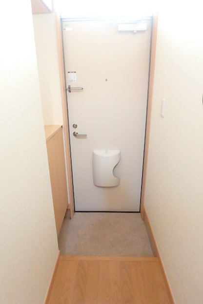 メゾン・ハラダ  玄関