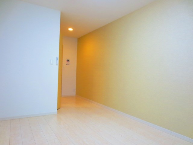 リブリ興 ベッドルーム