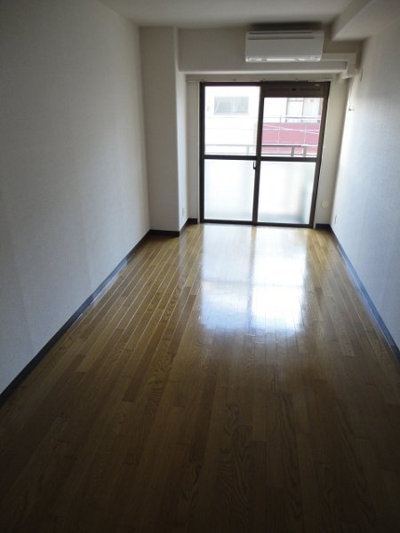 ＺＡＭＡエンゼルハイム北千住 リビング