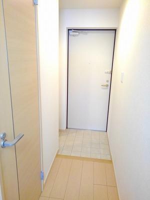 アルモニア　エンネ 玄関