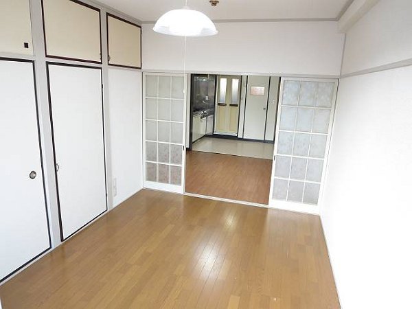 北島マンション ベッドルーム