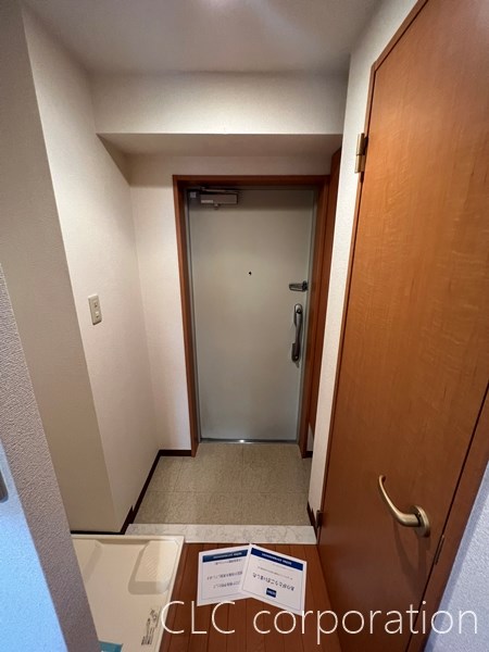 ＴＲビルディング 玄関
