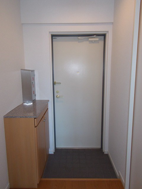 ラポール西大島ウエスト  玄関