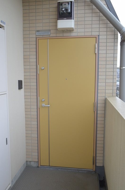 ヴェージュ西ヶ原 玄関
