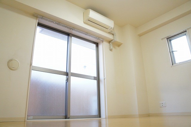 メゾンコルニス  ベッドルーム