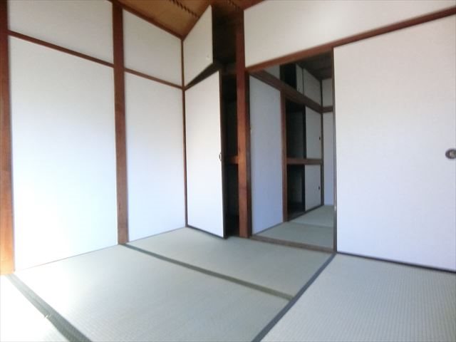 鈴木荘   リビング