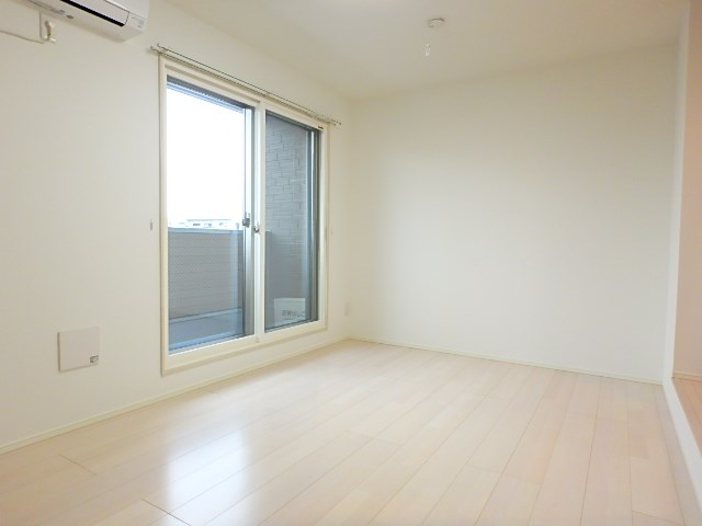 CFハイツ小岩 ベッドルーム