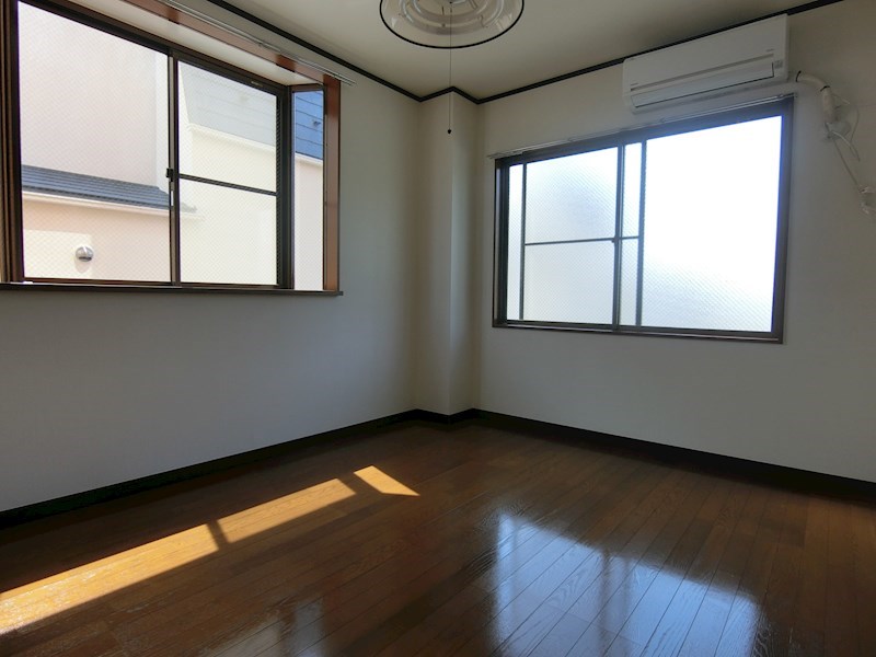 里泉都・ヨシミ ベッドルーム