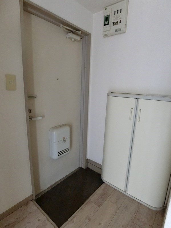 プレステージ新小岩  玄関