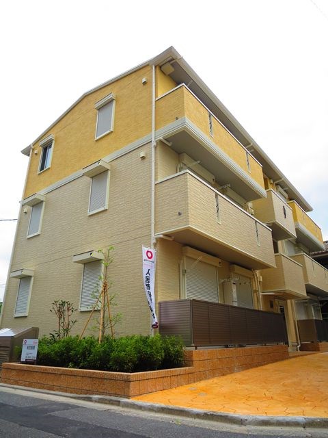 フィオーレ六月 外観