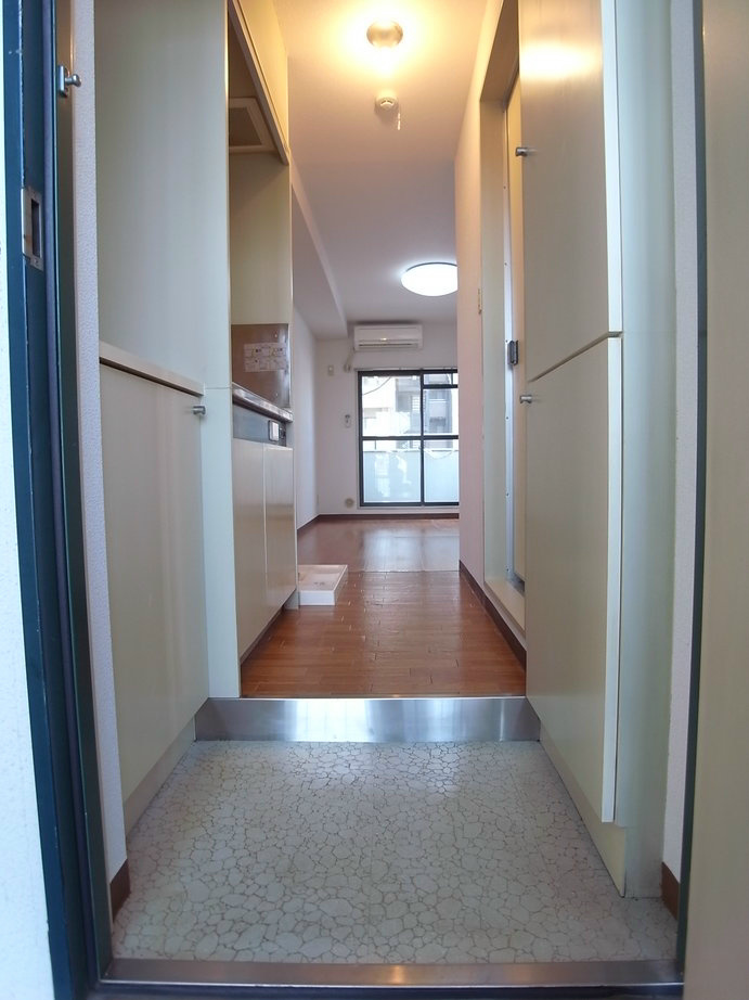 スカイコート田端 玄関