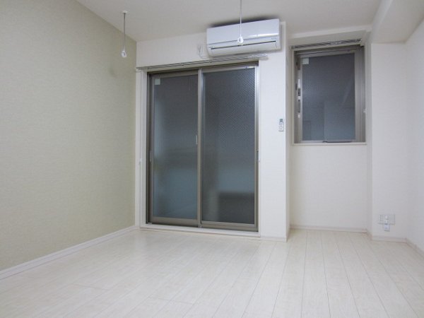 リブリ・NKY ベッドルーム