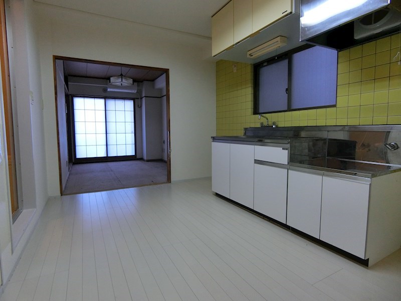 メゾンドアサカ リビング