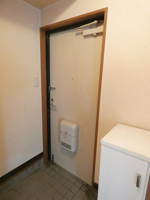 ダンデライオンハウス 玄関