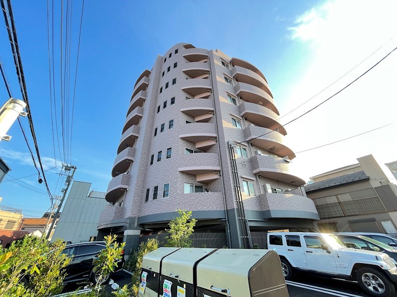 ラヴィオン．アー 外観写真