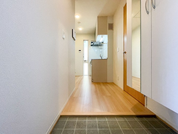 ブリーズ綾瀬  玄関