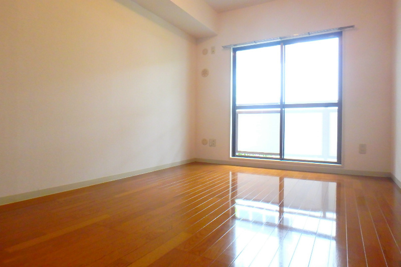 ドエルリバーサイド大島  ベッドルーム