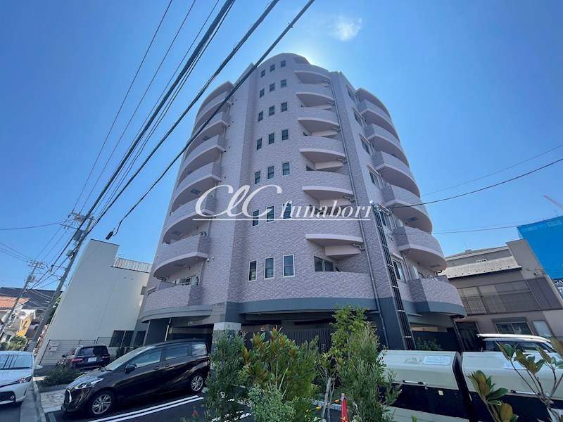 ラヴィオン．アー 外観