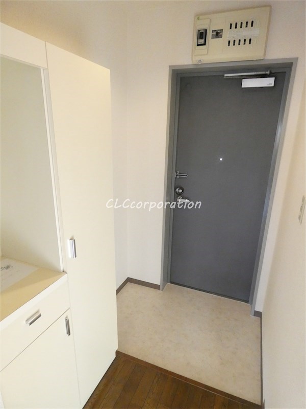 グランコスモU 玄関