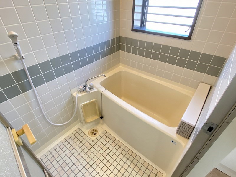 エアリー西日暮里    風呂画像