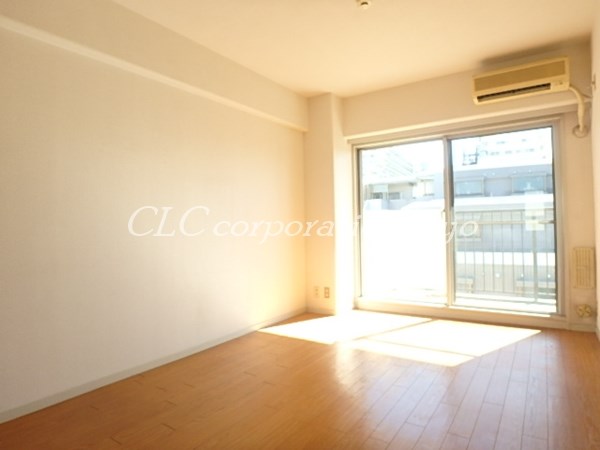 マンハイム大島 リビング