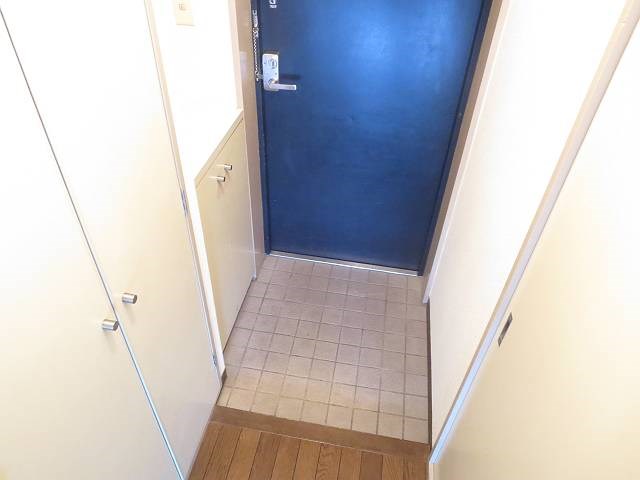 スペースＭ 玄関