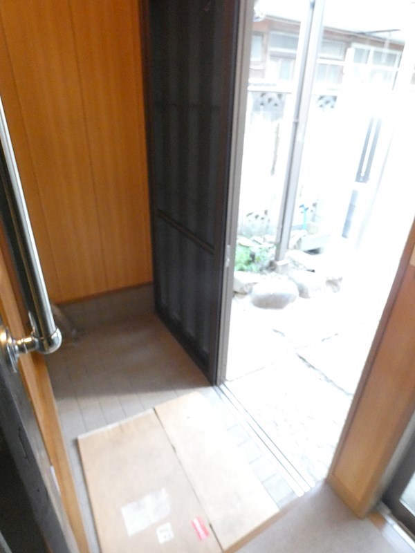 西新小岩ハウス 玄関