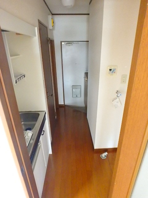 メゾン・シンシア  玄関