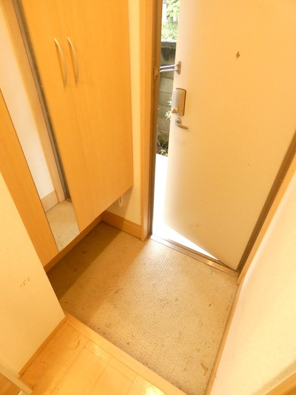 ヴィラ・エトワール 玄関