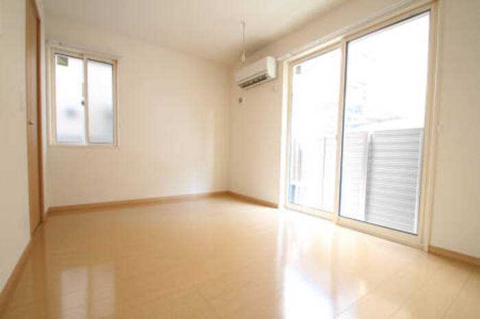 ヴィラ・エトワール リビング