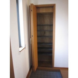 ラ・テール  玄関