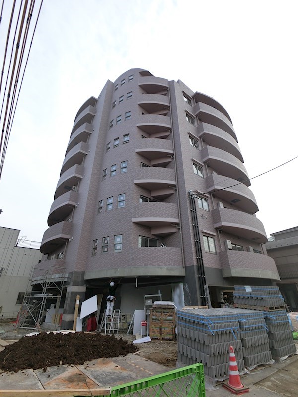 ラヴィオン.アー   外観