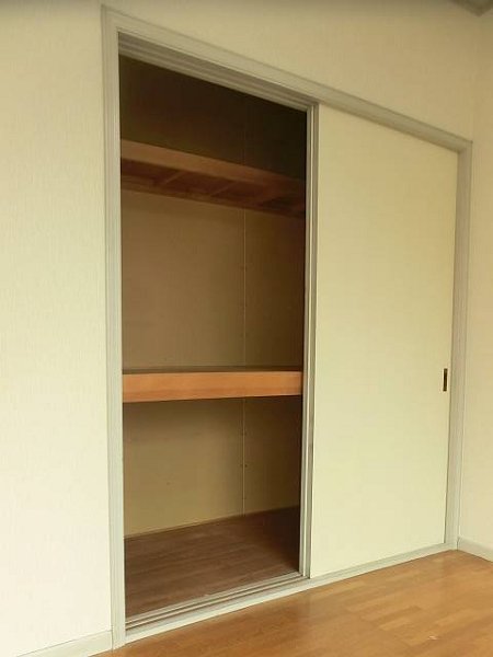 チェリーハイツコダテ   収納