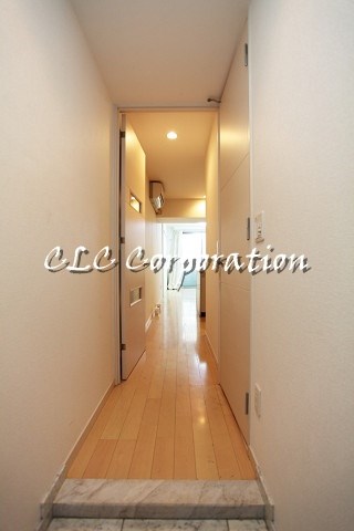 カスタリア新富町Ⅳ 玄関