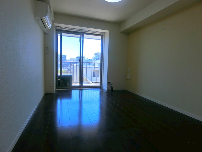 リブリ・ルナピエナ リビング