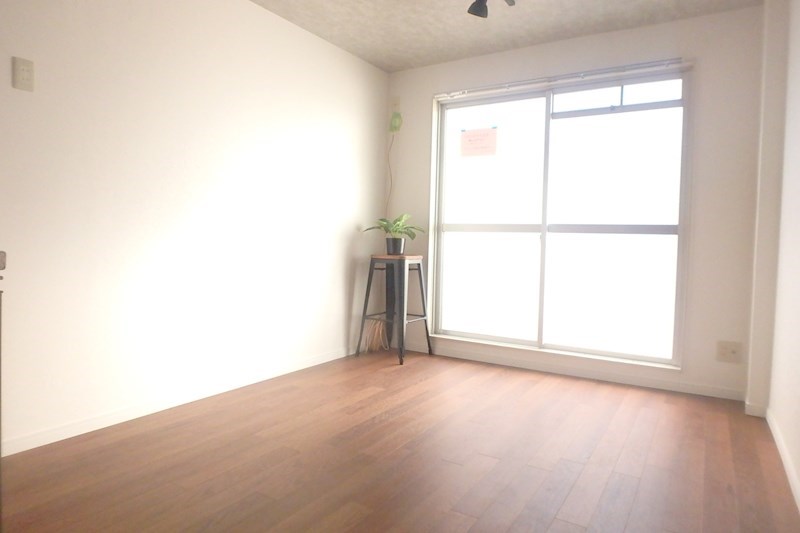 フローラ５ ベッドルーム