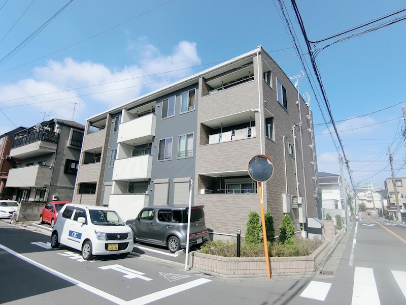ワクイエム  外観