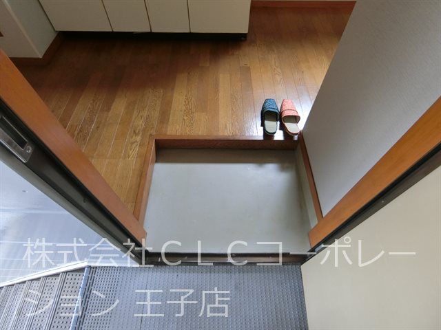 リバーハイツ大澤 玄関