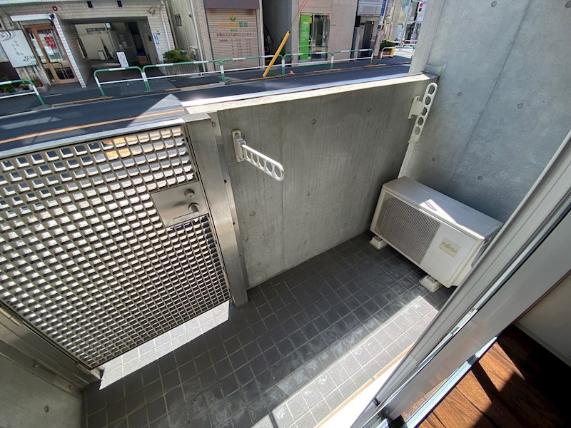 ウィステリアガーデン ベランダ