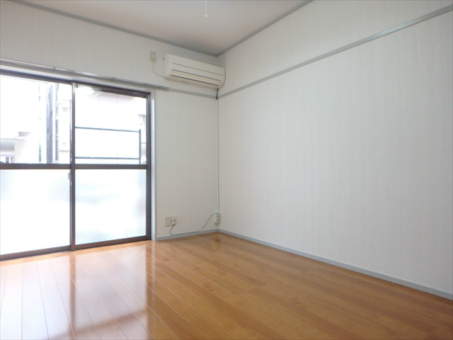 ヒルズB ベッドルーム