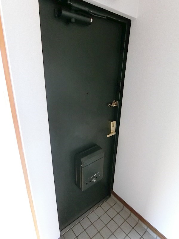 ヴィラハヤシ１  玄関