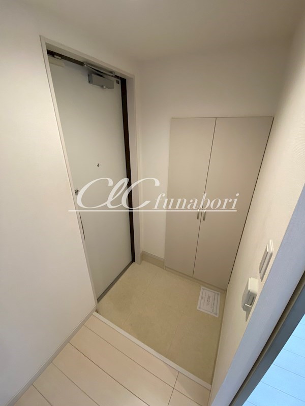 リブリ・ウッドストック 玄関