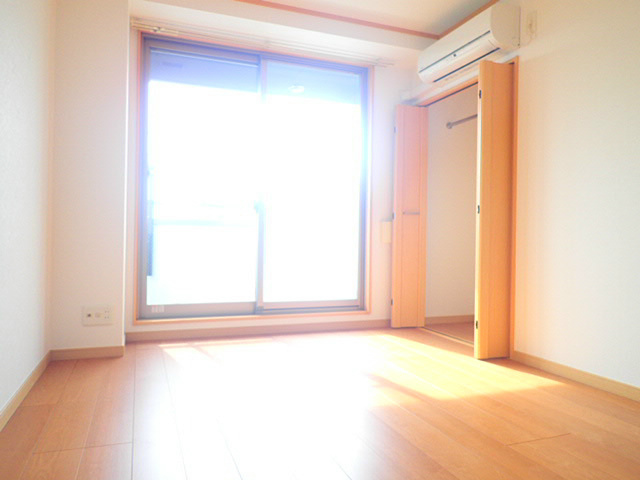 アンビロンＭ ベッドルーム