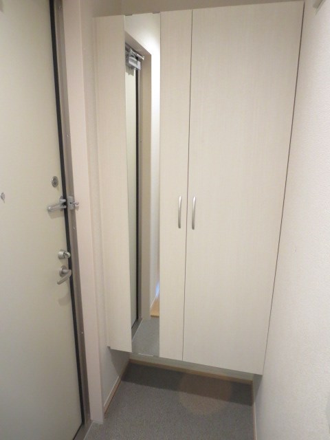 ヴィラ・マウントコーストⅡ 玄関